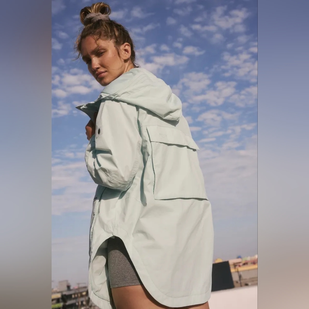 XS Free People Singin' In The Rain Packable Jacket, mint, NWT